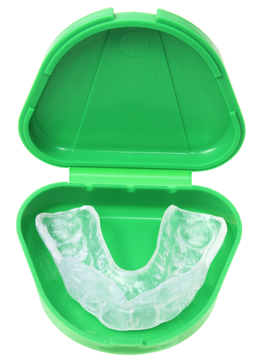 mouthguard to reduce braces pain